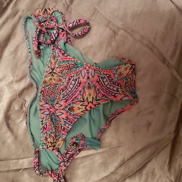 Swim suit bottom - Picture 1 of 3